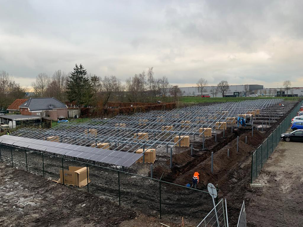 QEW-rubber, Netherlands
